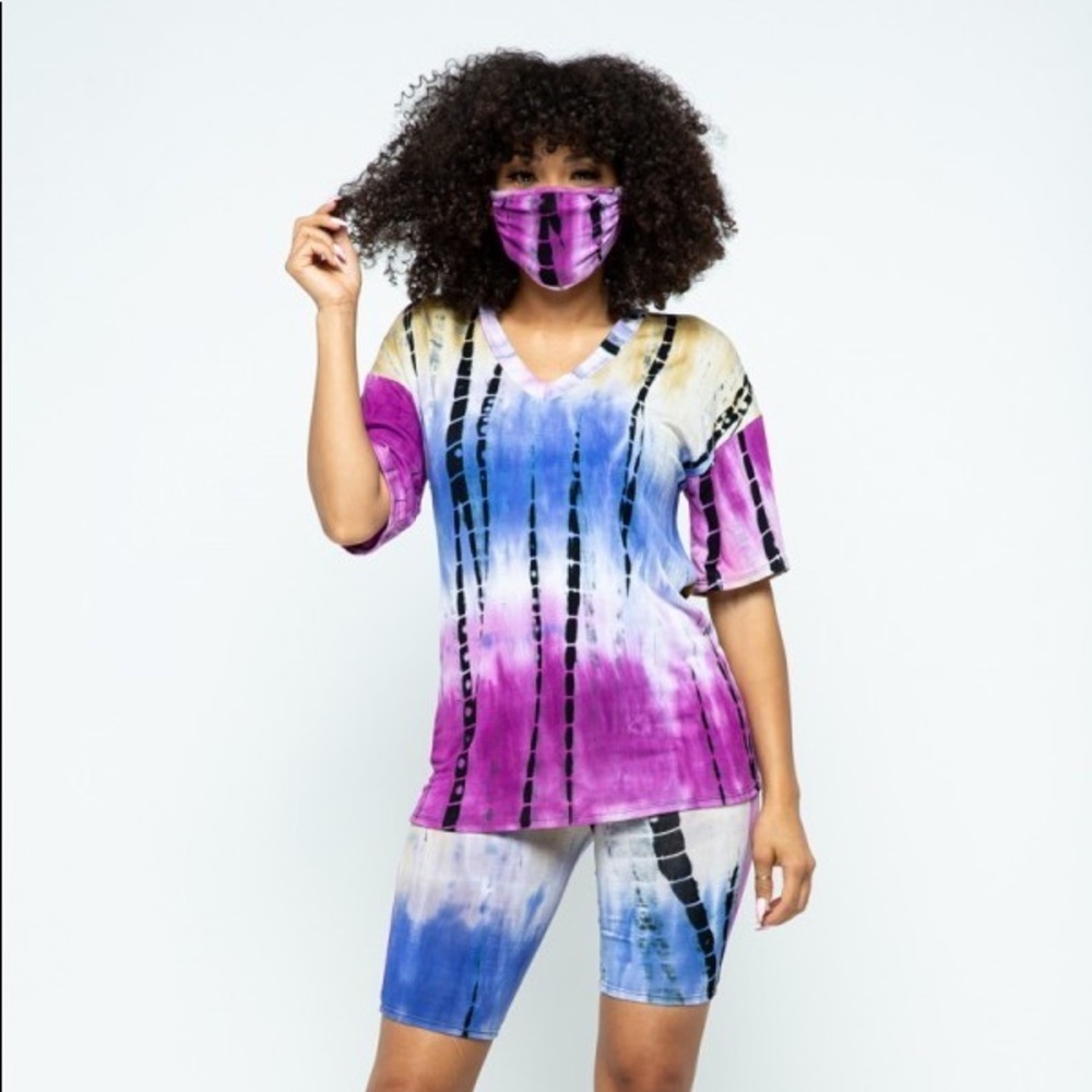 V-Neck Tie Dye short sleeve shirt,bike pants and mask set.